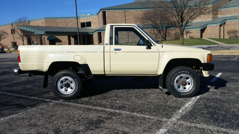 Illustration for article titled Here’s Exactly What It Cost To Buy And Repair An Old Toyota Pickup Truck